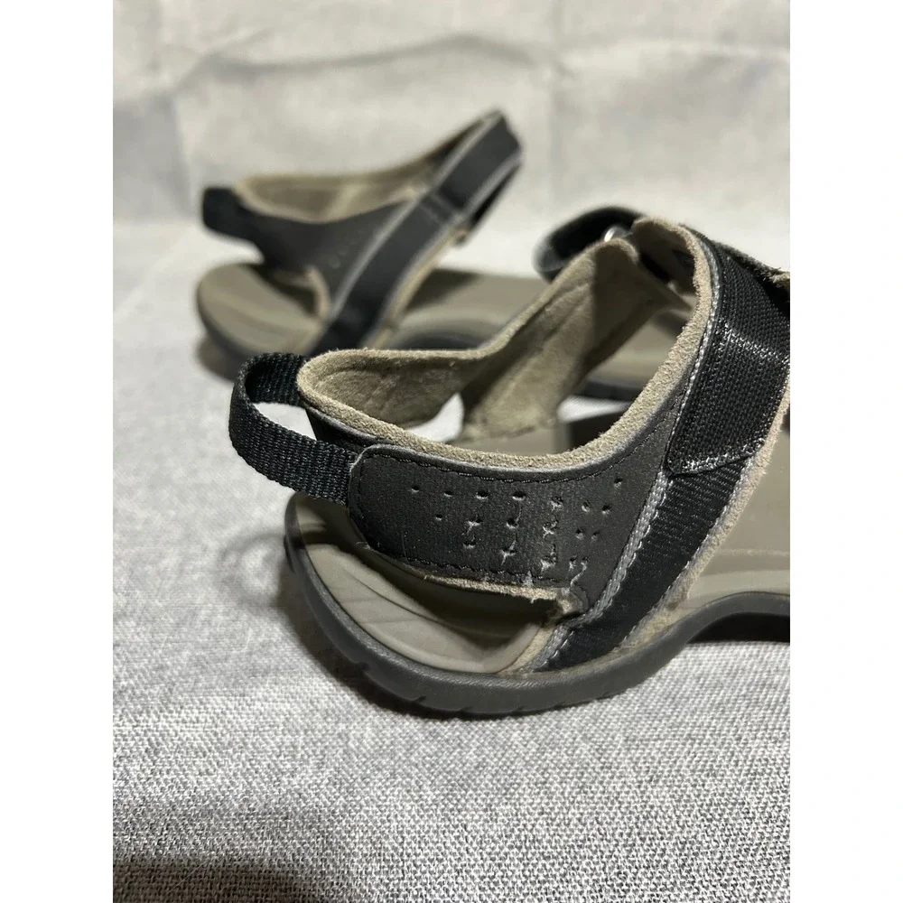 Teva Sandals Womens 7 Grey Black Strappy Athletic Outdoor Hiking Water Sandals‎
